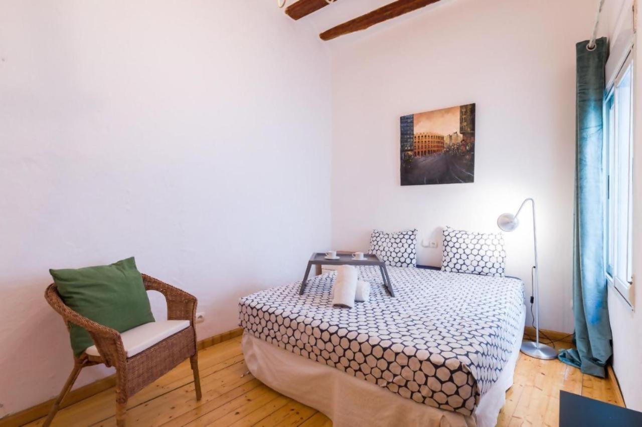 Old Town Plaza Negrito By Nomad Host Apartment Valencia Exterior photo