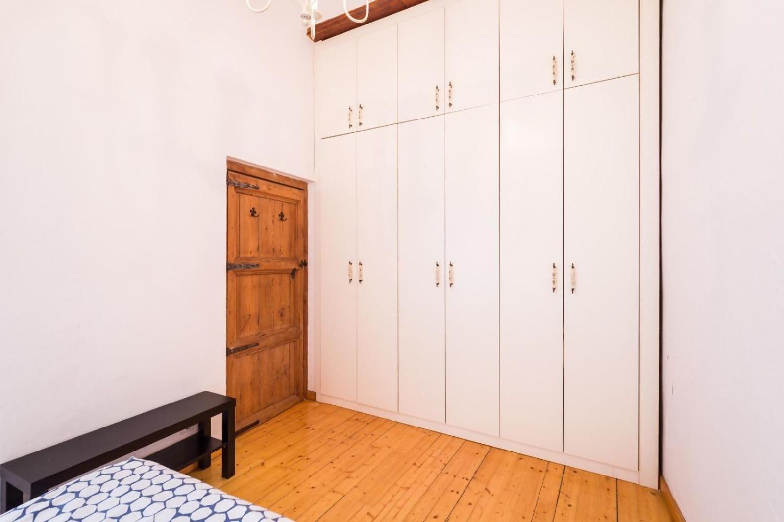 Old Town Plaza Negrito By Nomad Host Apartment Valencia Exterior photo